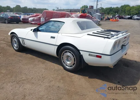 1986 Chevrolet Corvette из США, поврежденный, VIN 1G1YY678XG5900520